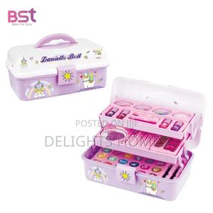 Danielle Belle Mega Makeup Kit - main view