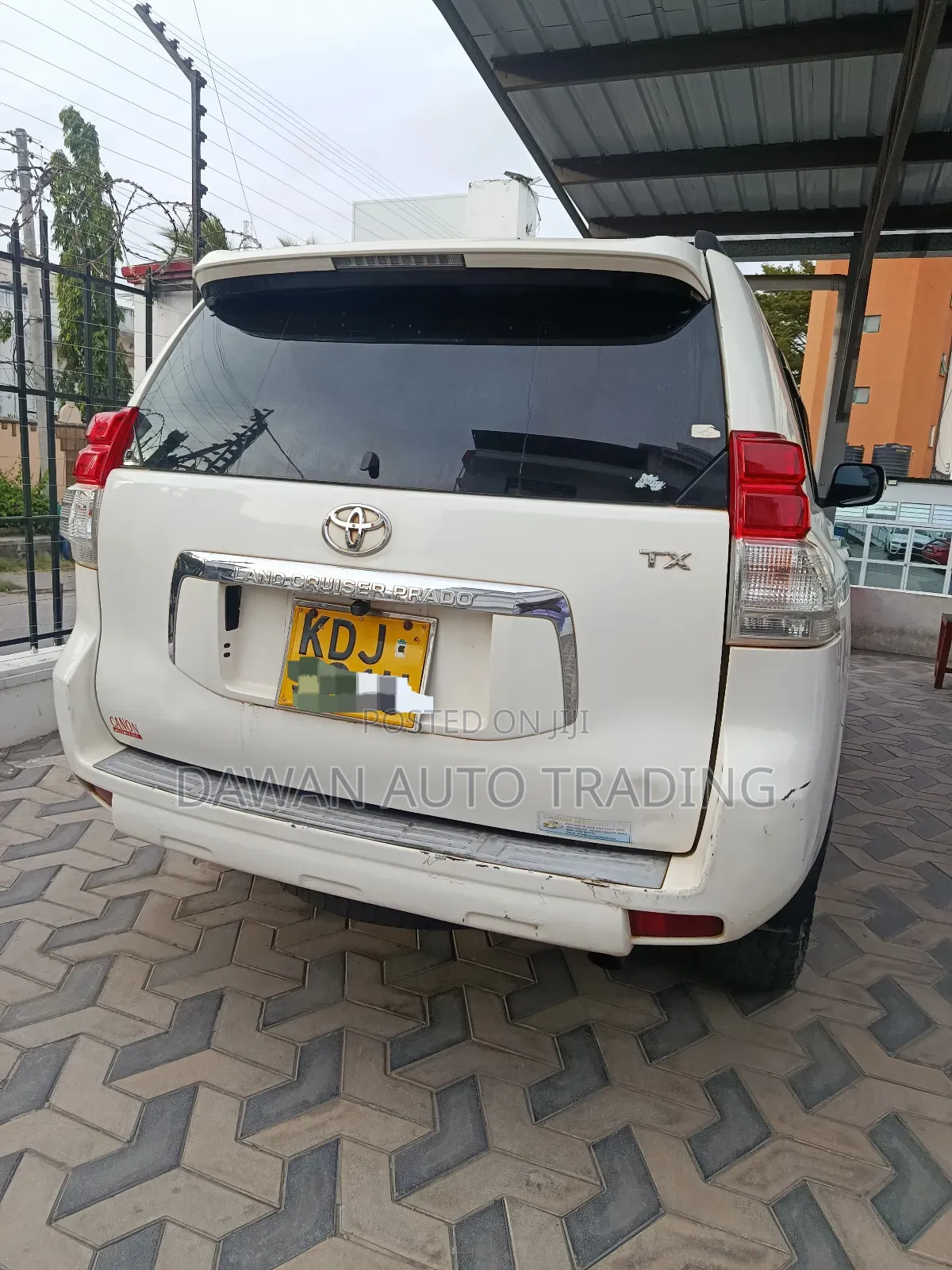Toyota Land Cruiser Prado 2015 White