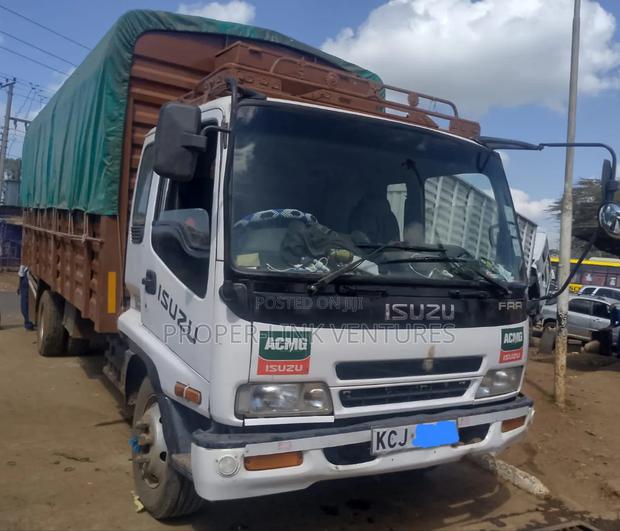 Isuzu FRR 33 KCJ - thumbnail 2