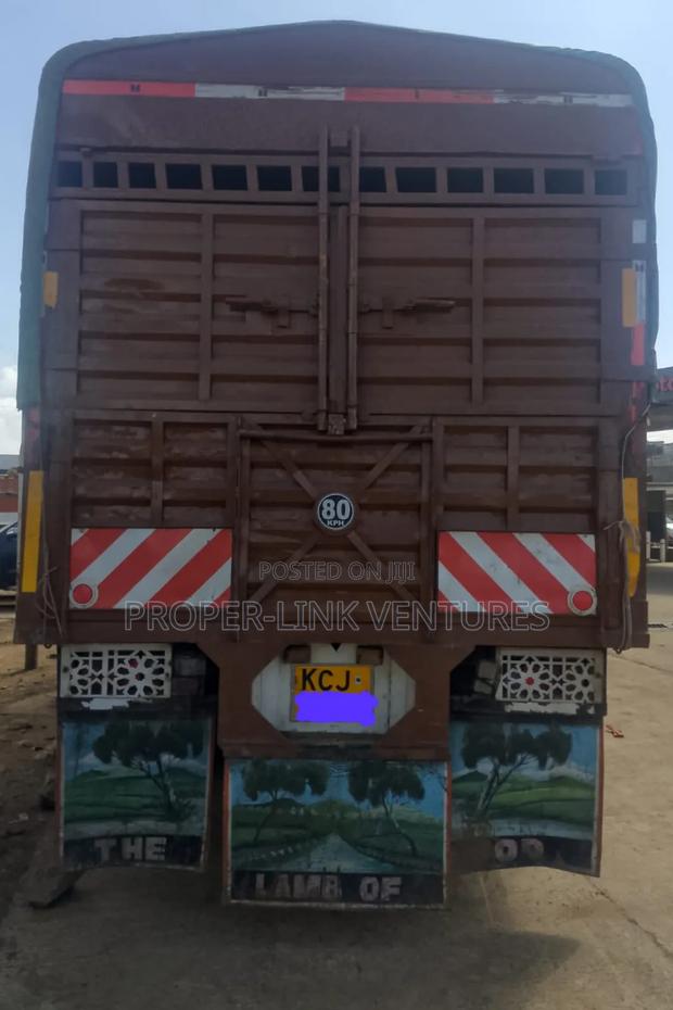 Isuzu FRR 33 KCJ - thumbnail 4