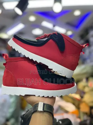 Clark’S Original Chukka Red Black 🔥

Quality