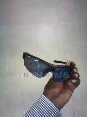 Anti Slip Anti Fogg 32gms Shock Resistant Polycarbonate Sunglasses