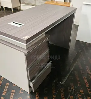 Premium Executive Desks; High-End 1.4m Executive Desk With Drawers