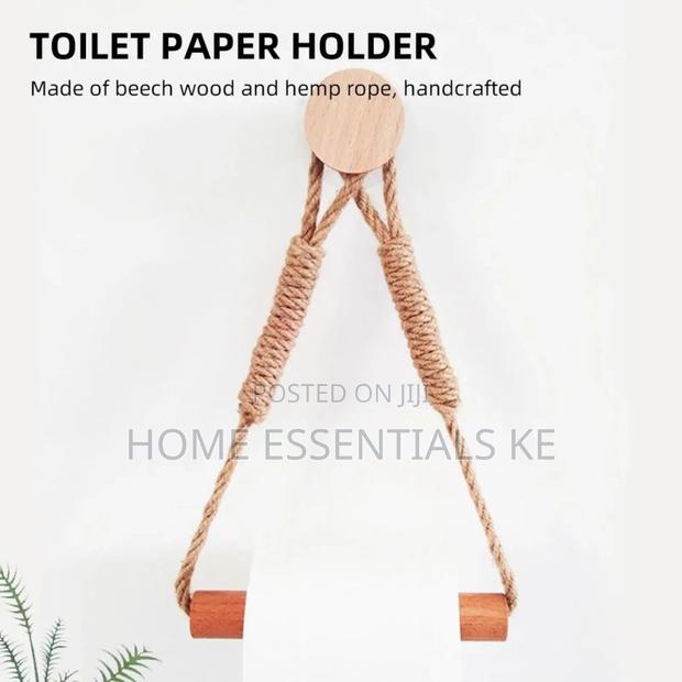Hemp Rope With Bamboo Tissue Holder - thumbnail 3