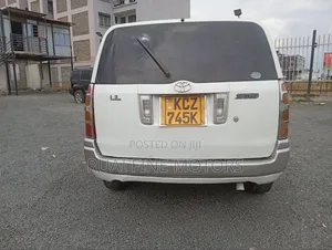 Toyota Succeed 2013 White