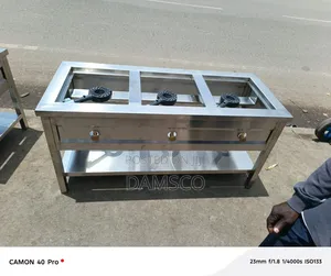 A 3 Burner Stainless Steel Cooker
