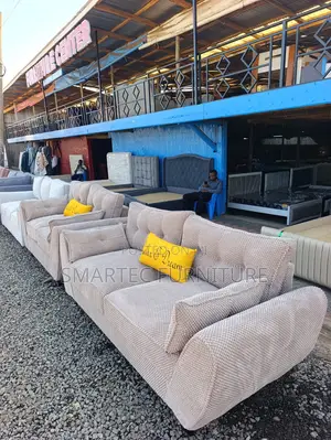 Elevated Cosy 5 Seater Butterfly Sofa 3,2