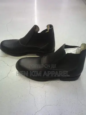 Slip on Black Leather and Rubber Sole Boots 45.