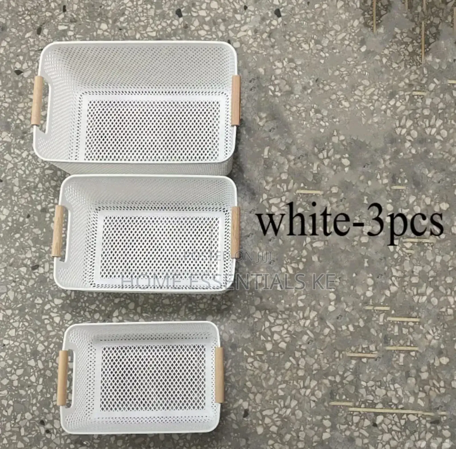 *3 PCS Set Modern Hard Plastic Storage Basket With Wooden Handles