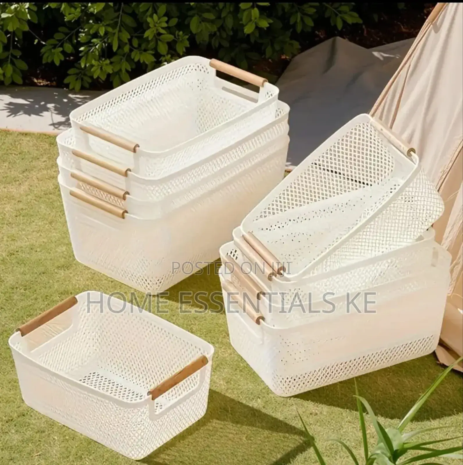 *3 PCS Set Modern Hard Plastic Storage Basket With Wooden Handles