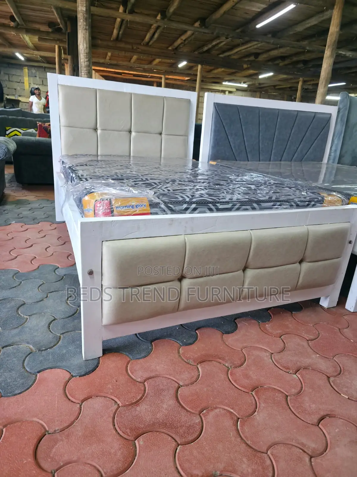 Visually Appealing 5 by 6 Mocket Bed