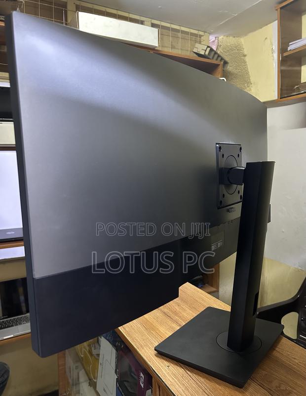 Dell 34” Curved - thumbnail 3