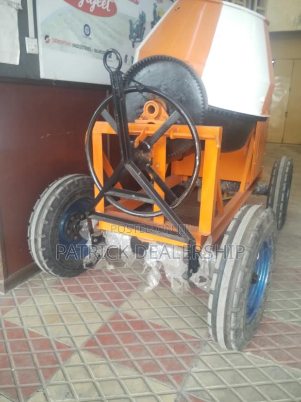 Driven Concrete Mixer