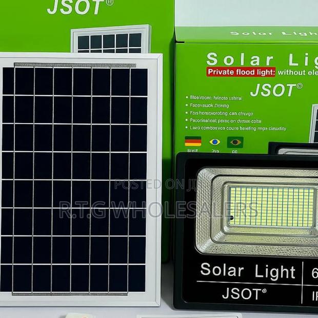 Solar Flood Light 300w – High Brightness Outdoor Security - main view