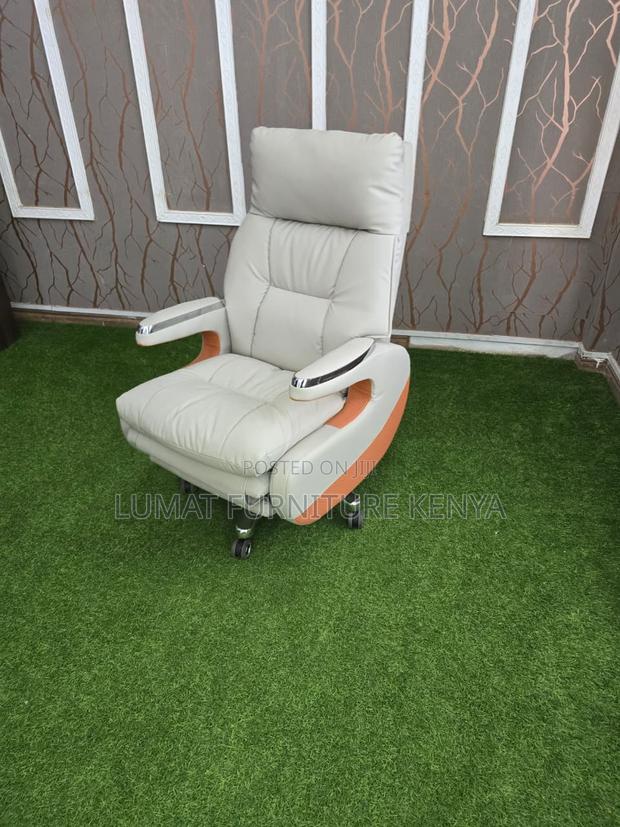 Ergonomic Leather Executive Office Chair With Footrest - thumbnail 6