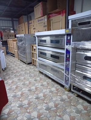 Commercial Oven, Three Decker Oven Nine Trays - thumbnail 2