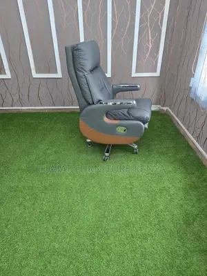 Gray Ceo Leather Office Chair With Footrest