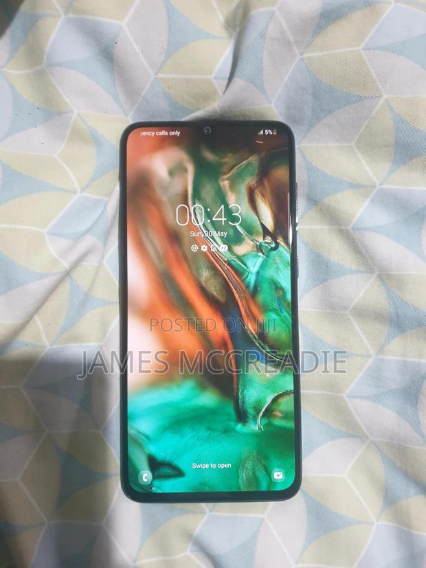 Samsung Galaxy A70 128 GB Black - main view