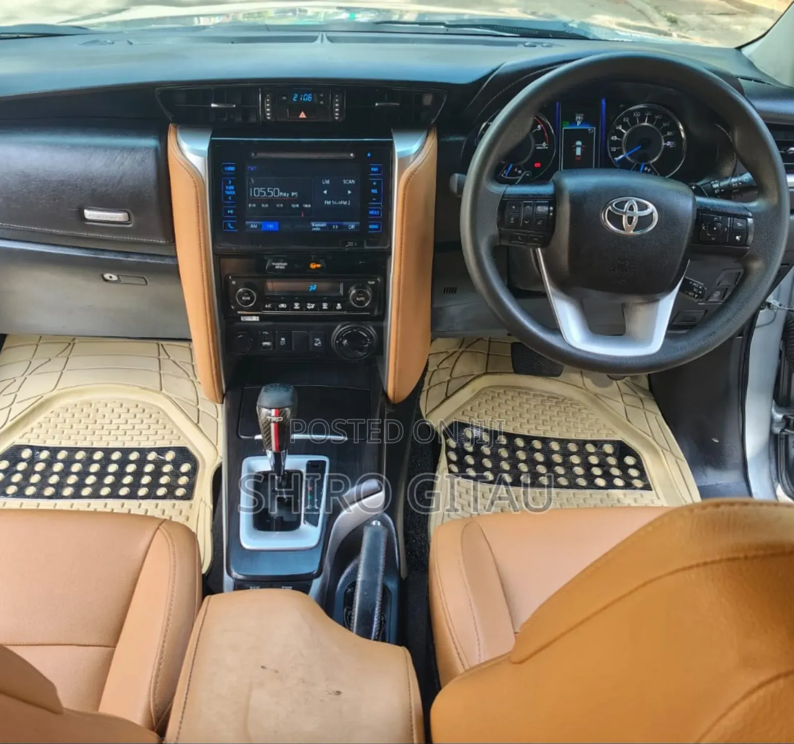 Toyota Fortuner 2016 Silver