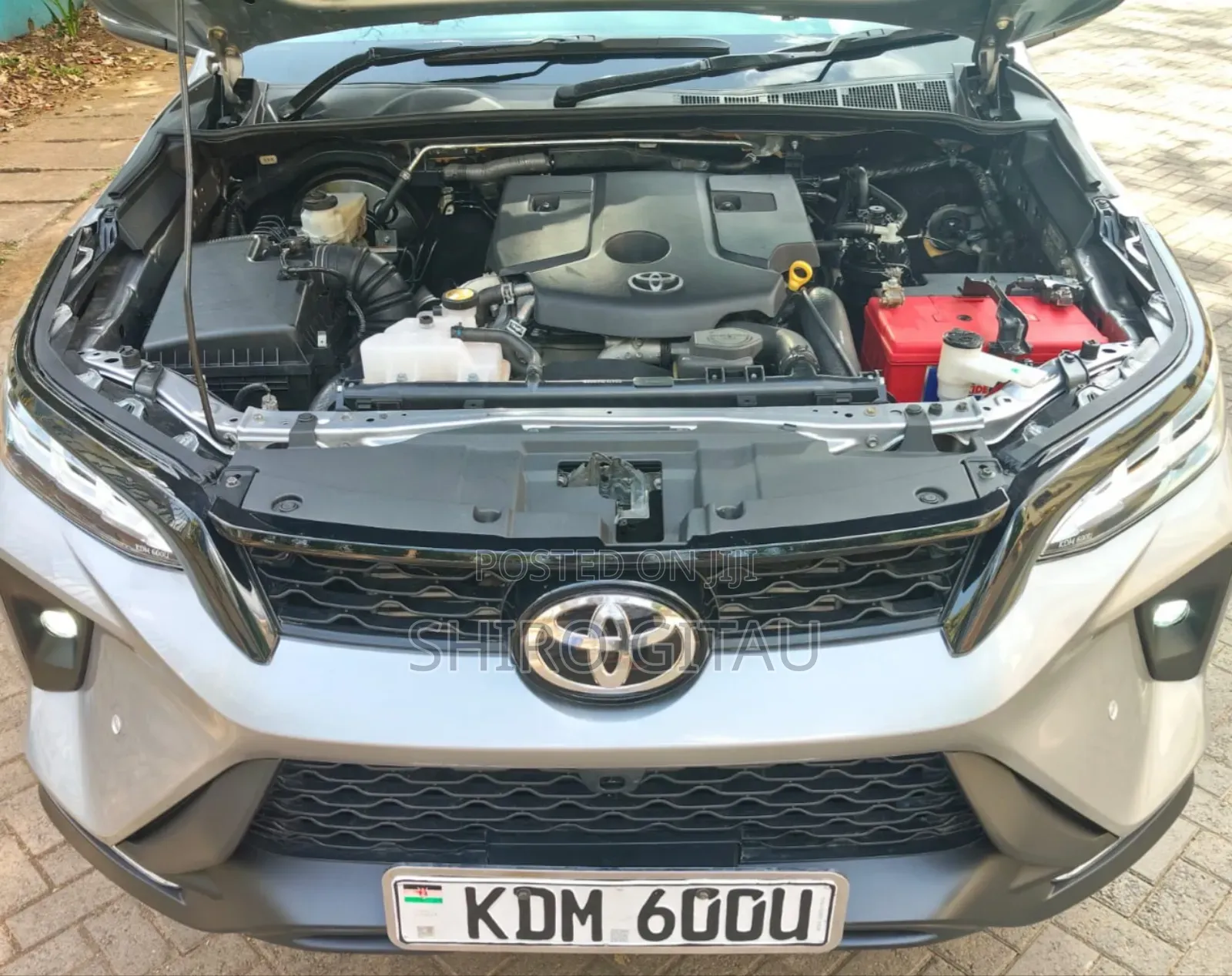 Toyota Fortuner 2016 Silver