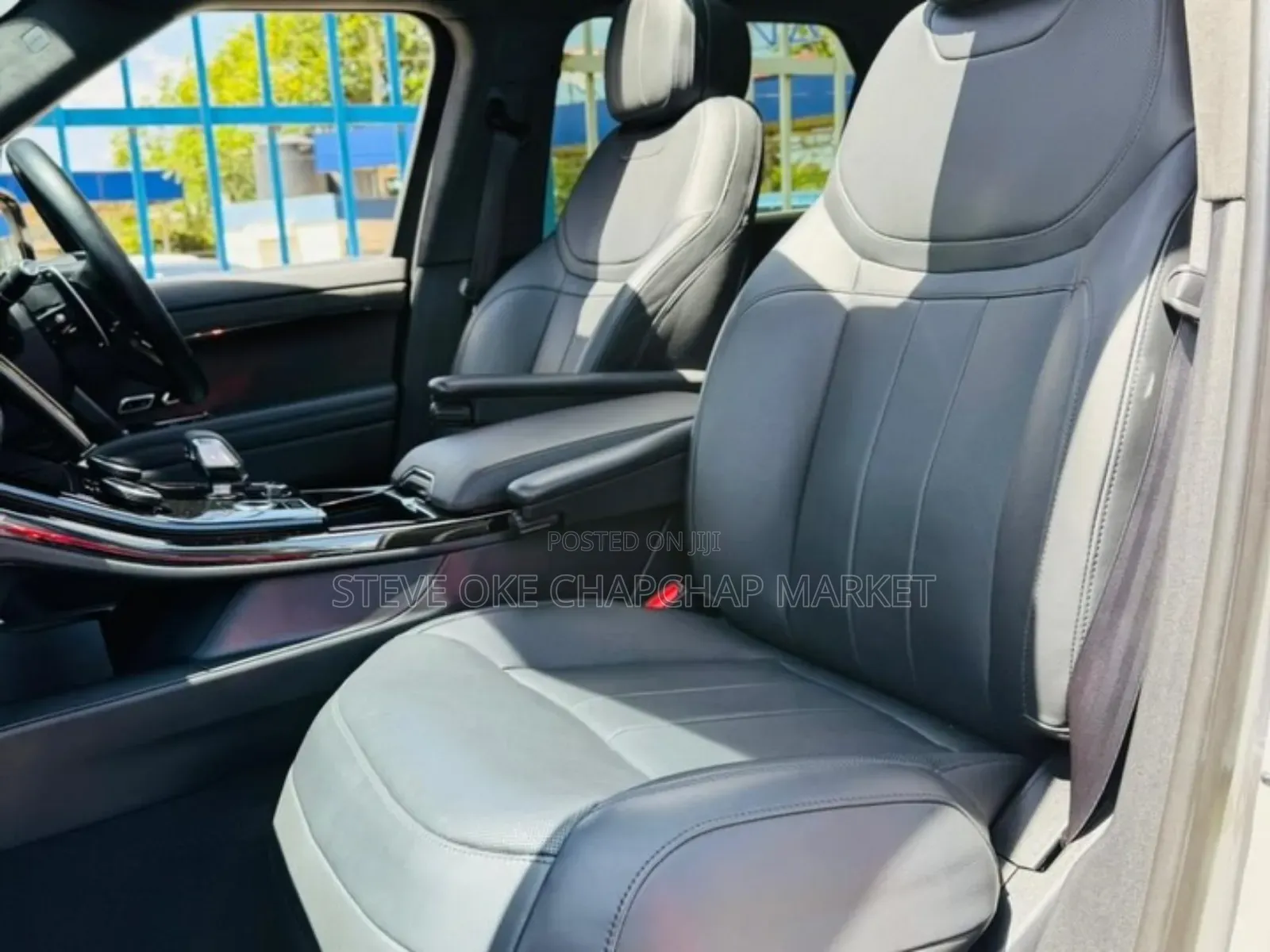 Land Rover Range Rover 2023 White