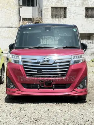 Toyota Tank 1.0 G-T FWD 2019 Maroon