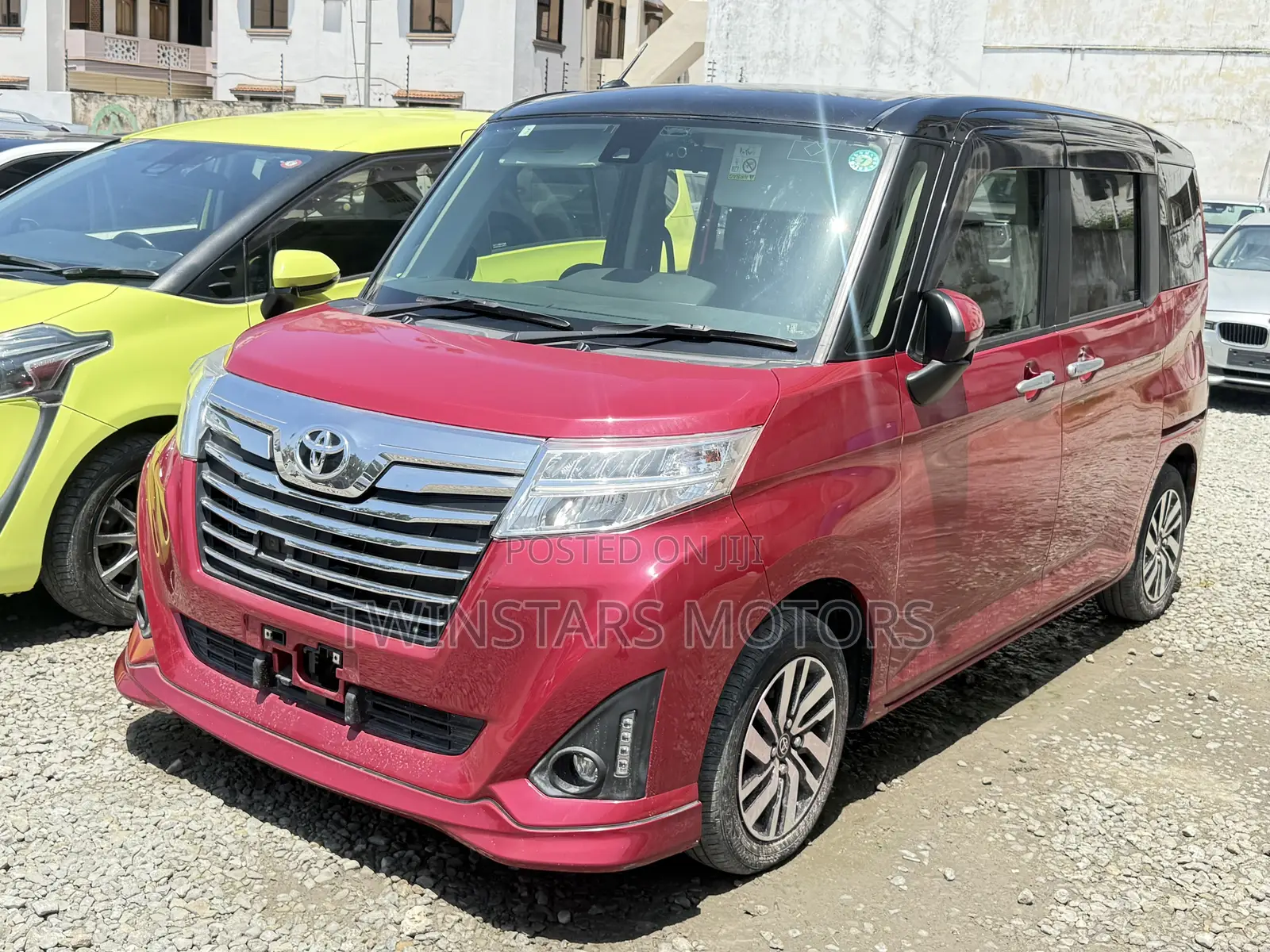 Toyota Tank 1.0 G-T FWD 2019 Maroon