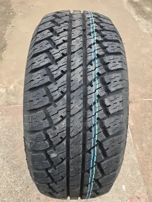 285 /60 R18 Maxtrek Tyres (All Terrein) Su-800.