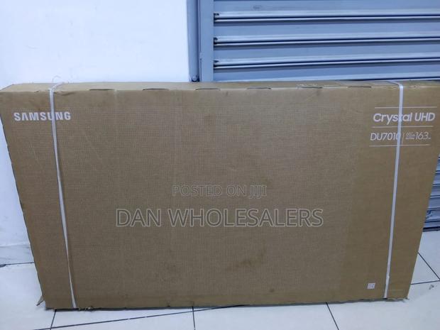 Samsung 65 Inch Uhd Smart Tv - thumbnail 2