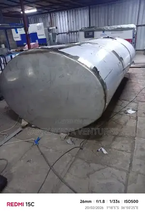 Commercial Water, Idea for Water, Milk and Alcohol Transportation