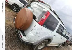 Ford Everest 2007 White