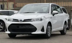 Toyota Axio 1.5 Hybrid 2WD 2018 White
