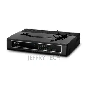 Tp-Link Desktop Switch 16 Ports 10/100 MBPS - Tp-Link -