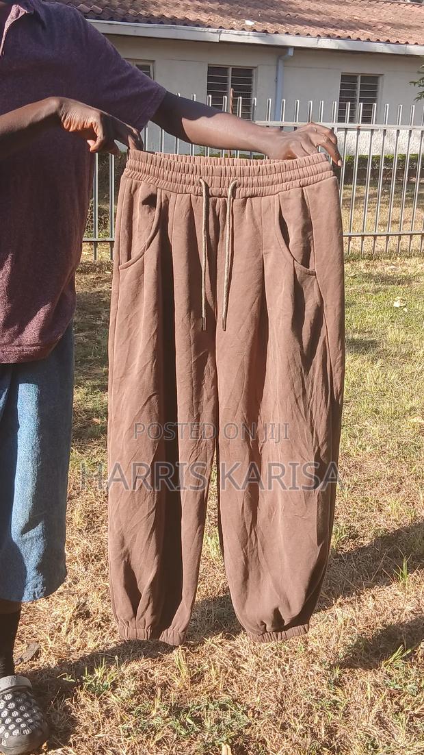 Nice Sweatpants for Sale - thumbnail 4