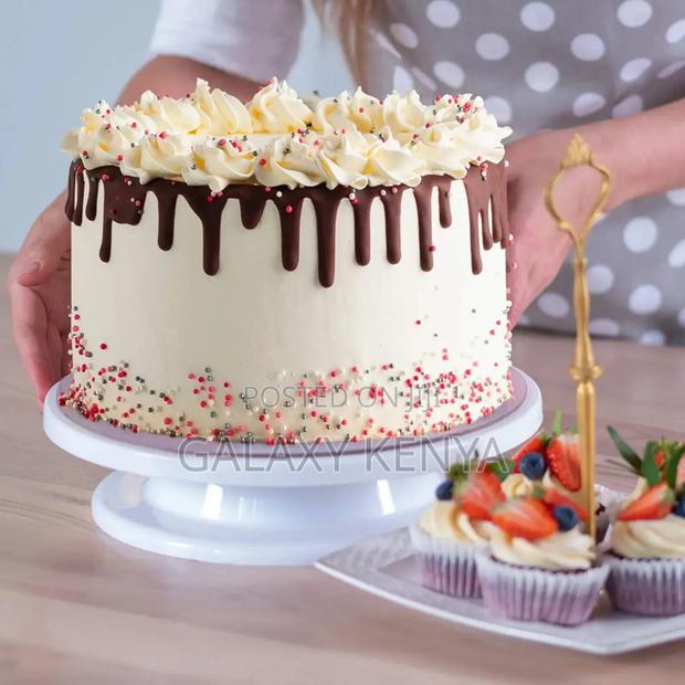 Cake Turntable