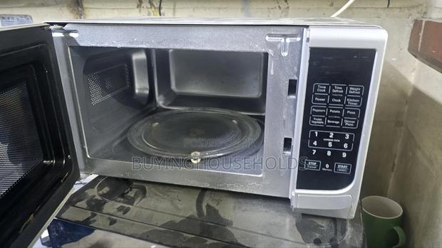 Mika 23l Microwave - thumbnail 2