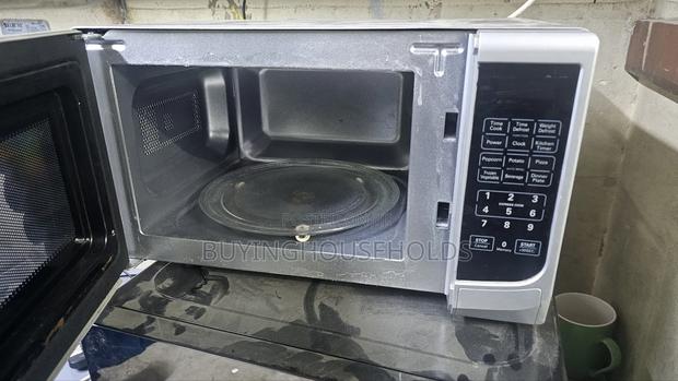 Mika 23l Microwave - thumbnail 5