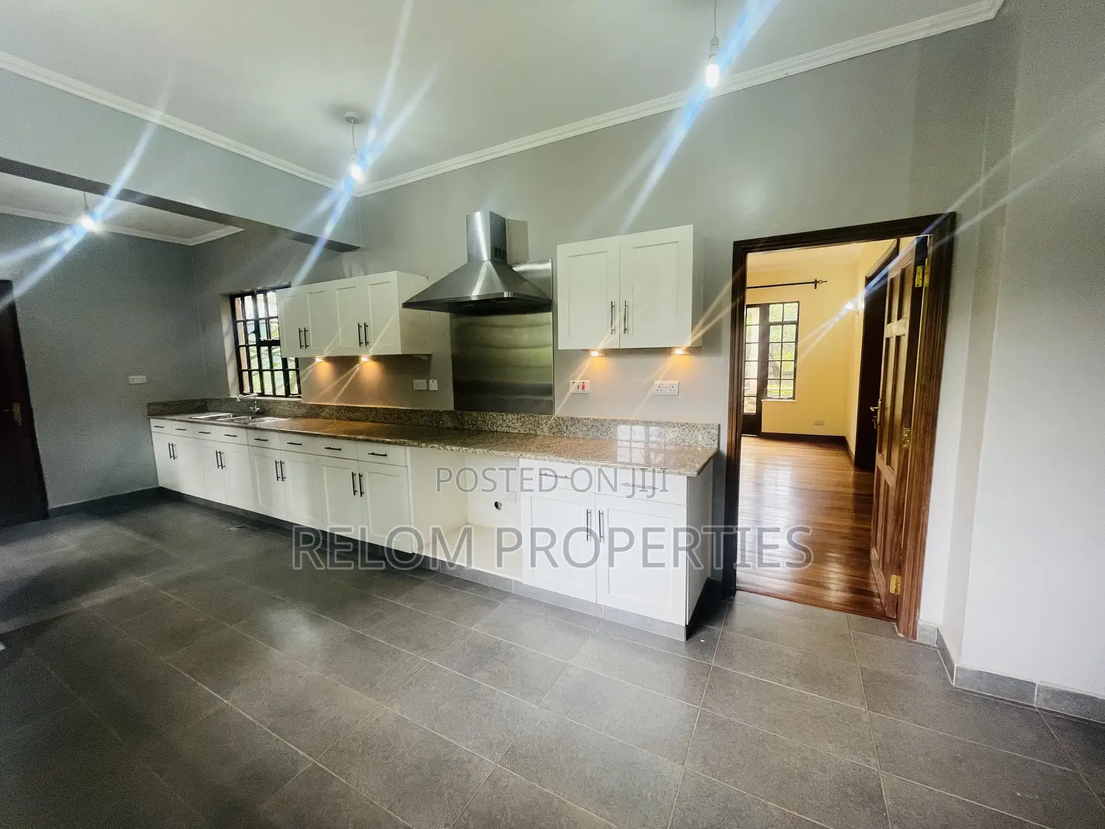 5bdrm Penthouse in Karen C for sale