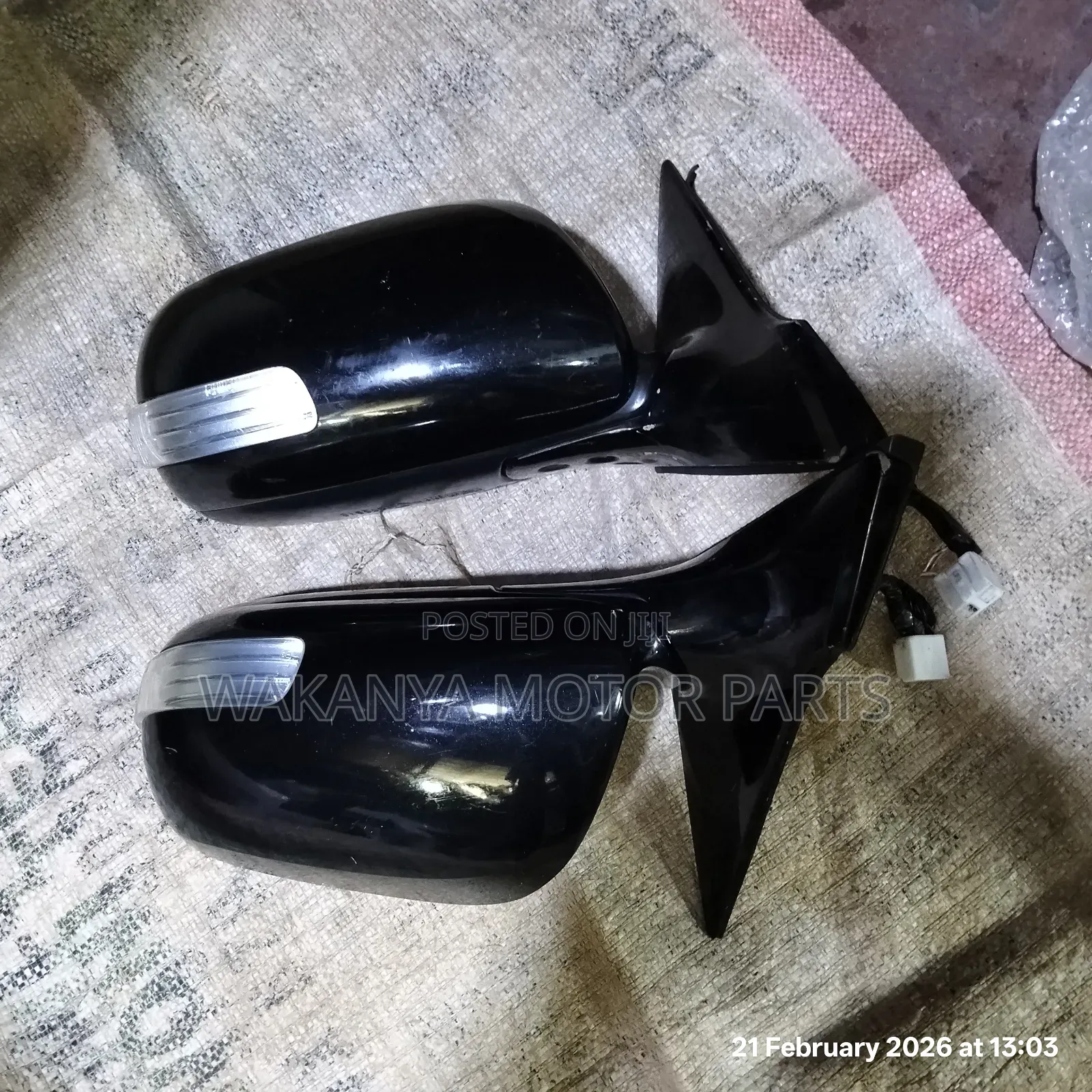 Toyota Mark X Grx120 Powered Side Mirror With Blinker. Ex Japan