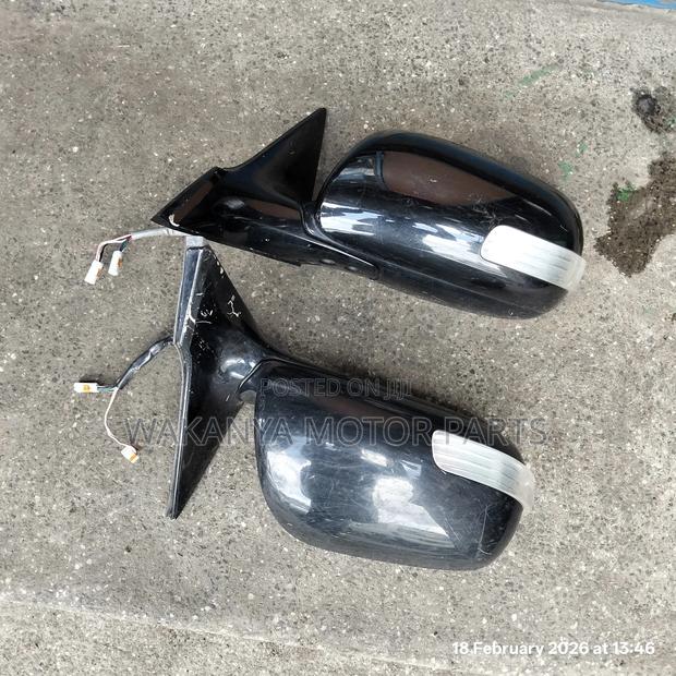 Toyota Mark X Grx120 Powered Side Mirror With Blinker. Ex Japan - thumbnail 3