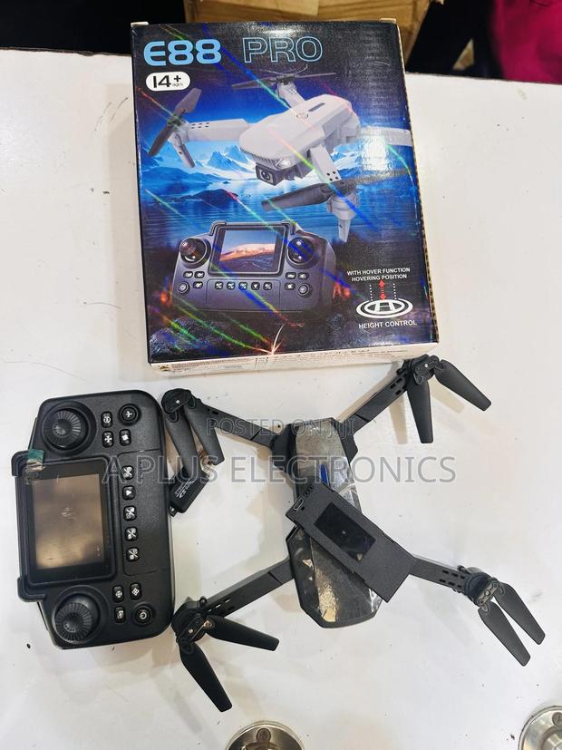 E88 Pro Drone (With Camera and Screen) – FPV Live Streaming - main view