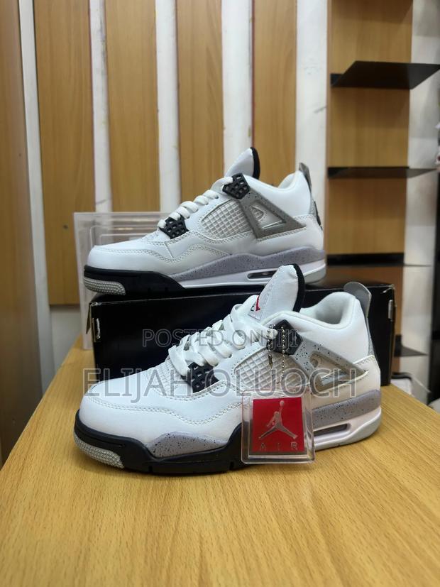 Air Jordan 4 Retro White CementSizes 📦:   _38 To 45_