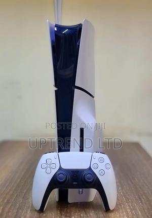 One Pad Ps5 Slim Home Used Mint Condition - thumbnail 2