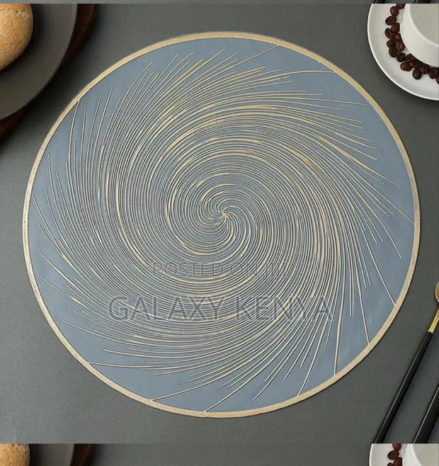 6pcs PVC Non-Woven, Waterproof Table Mats - thumbnail 8