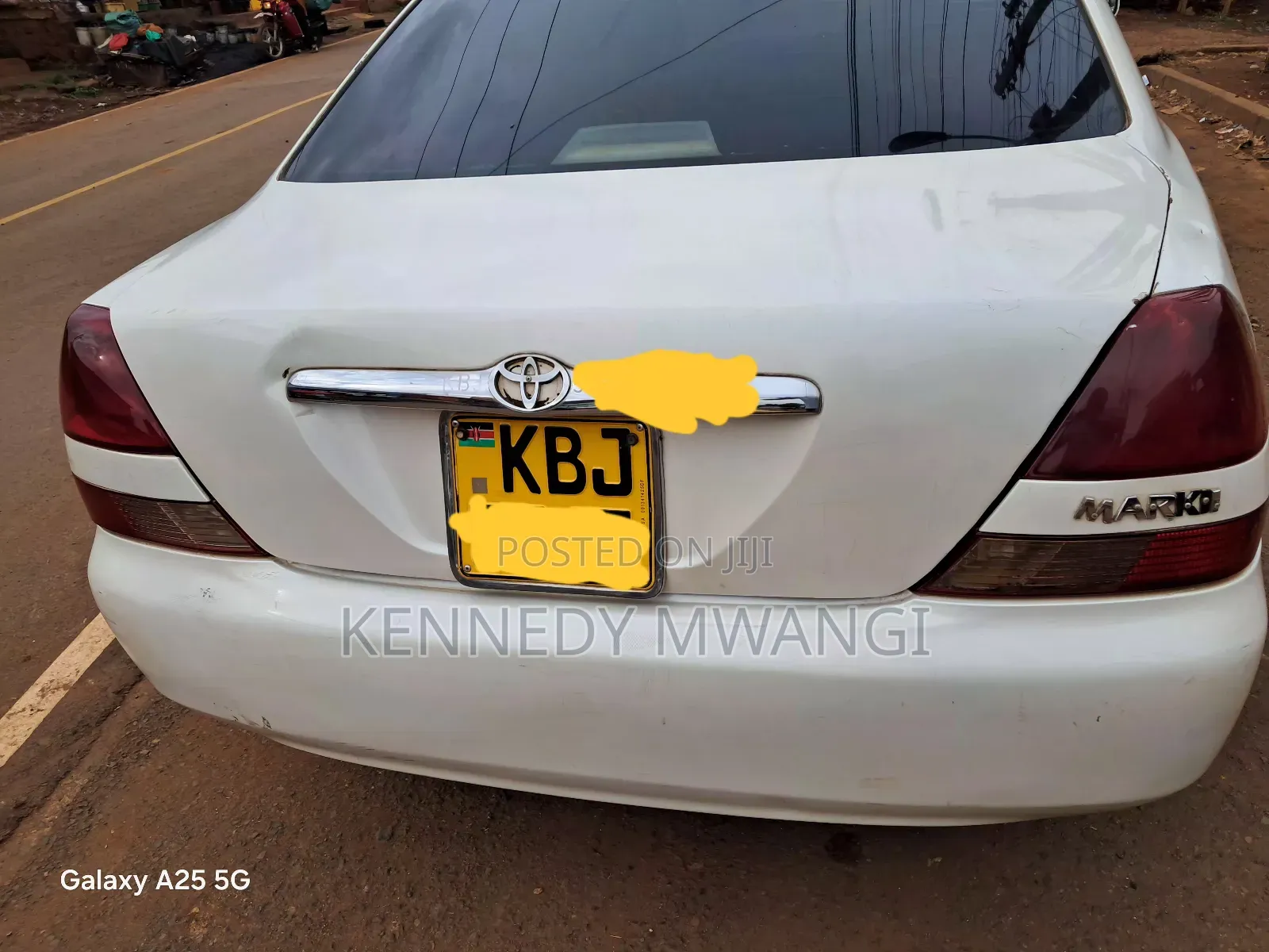 Toyota Mark II 2002 White