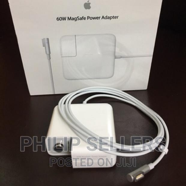 Genuine Macbook Pro 60W Charger