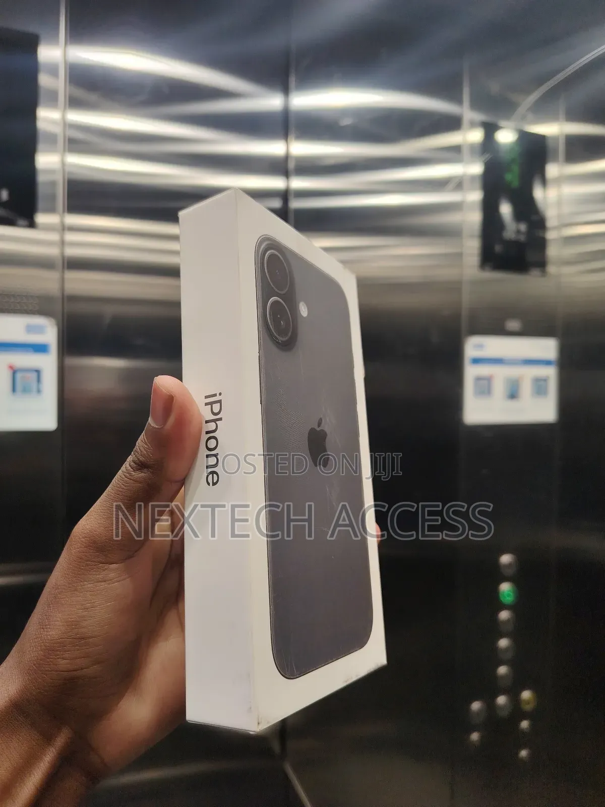 New Apple iPhone 17 256 GB Black