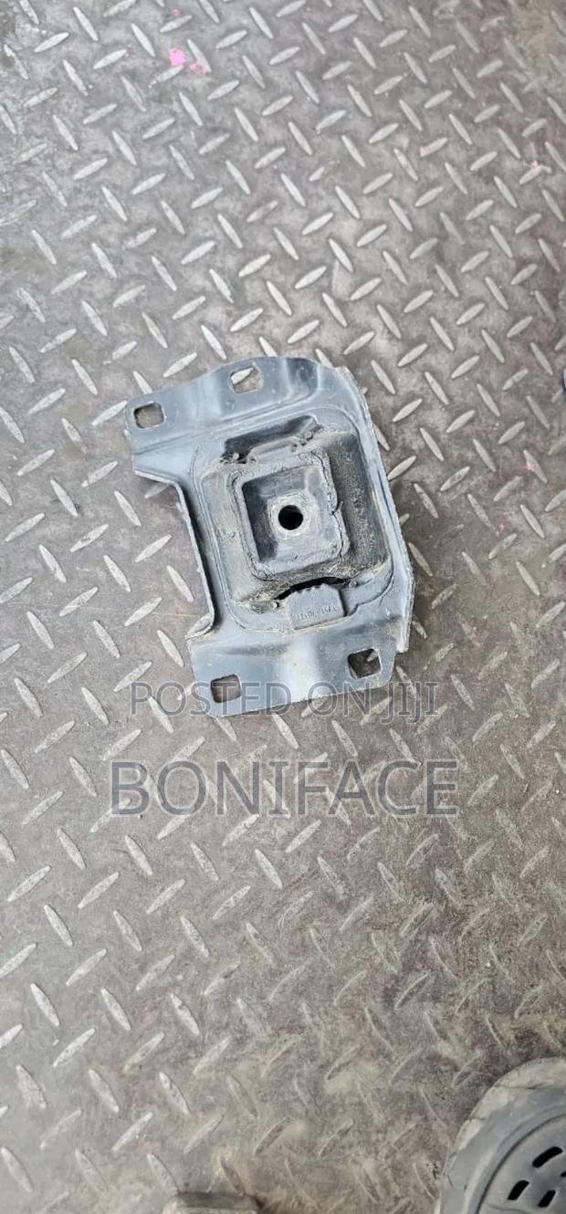 Mazda Premacy Gearbox Mounting Ex Japan