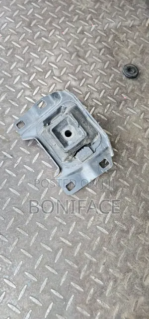 Mazda Premacy Gearbox Mounting Ex Japan