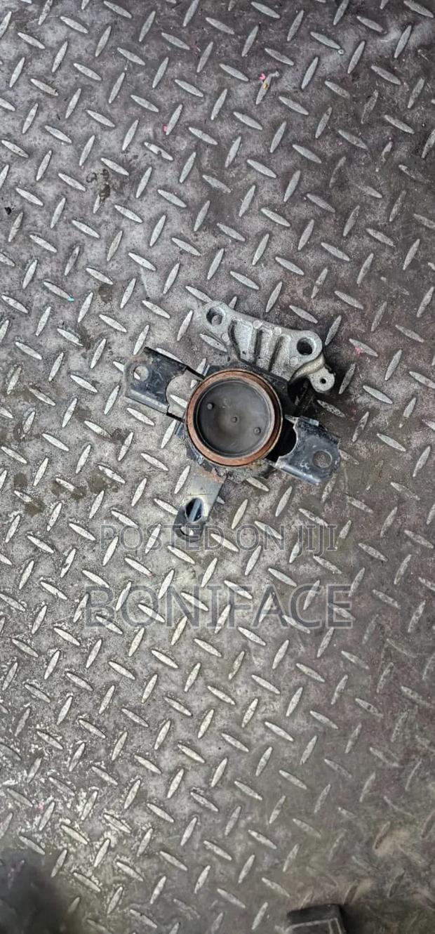 Suzuki Alto 2018 Engine Mounting - thumbnail 2